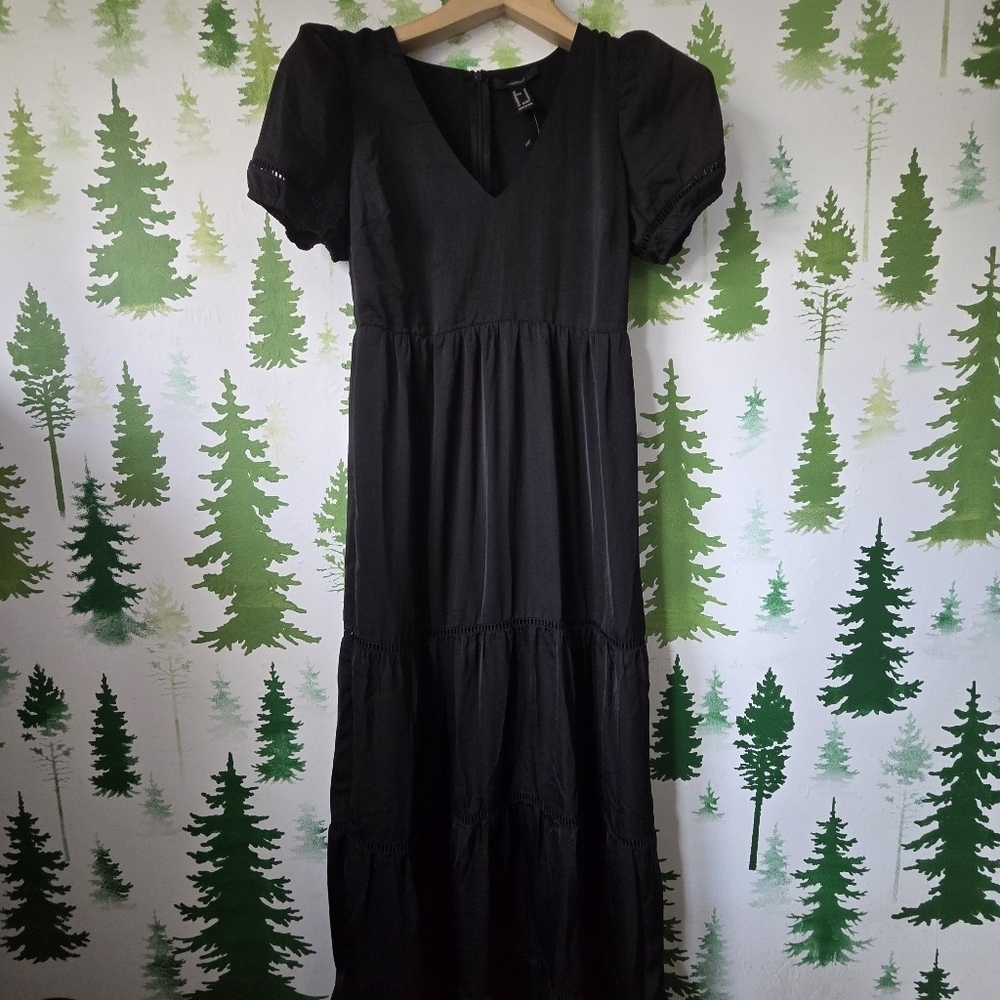 Elegant Black Midi Dress